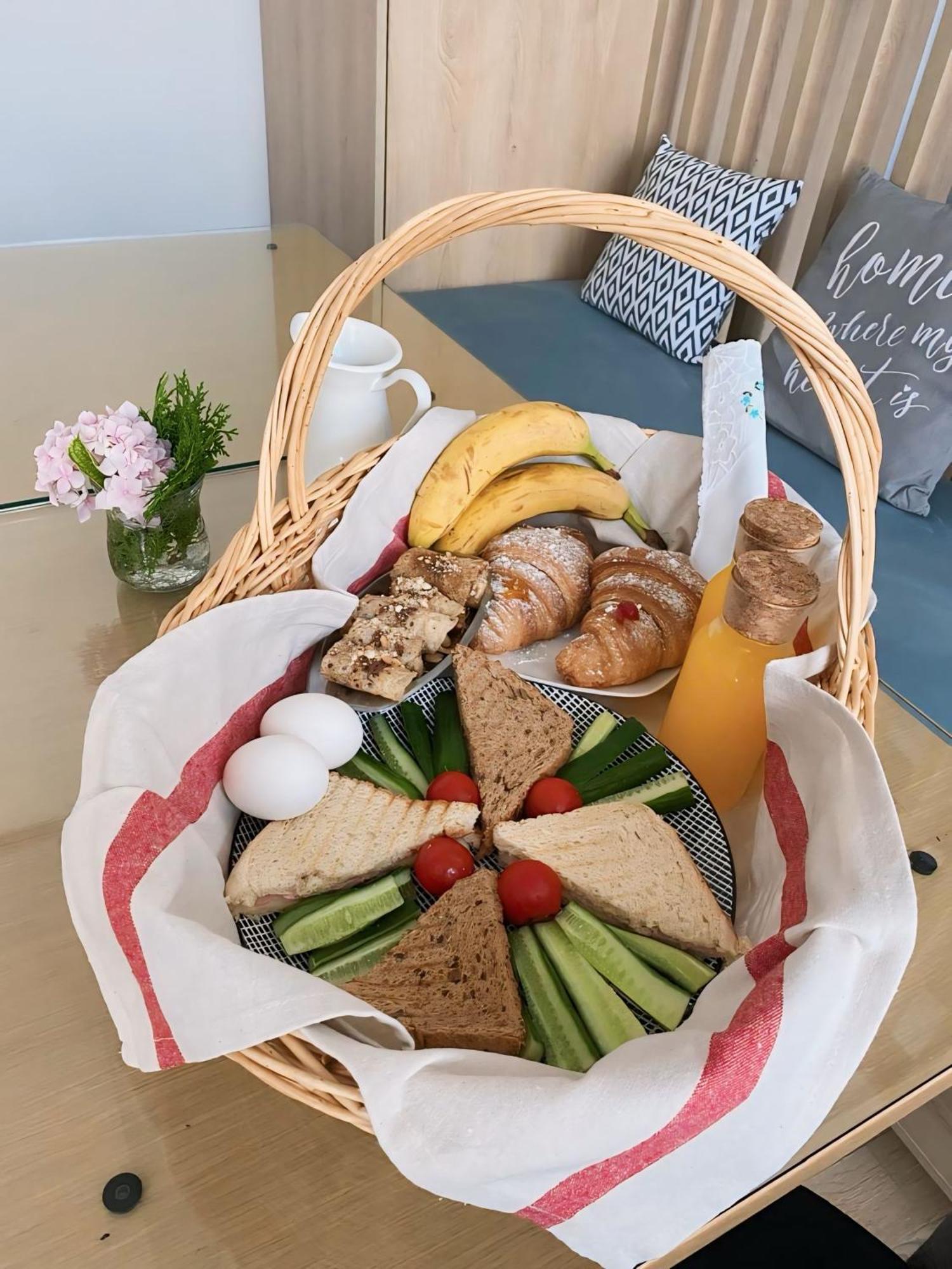 Ostria Hotel Sarandë Eksteriør bilde